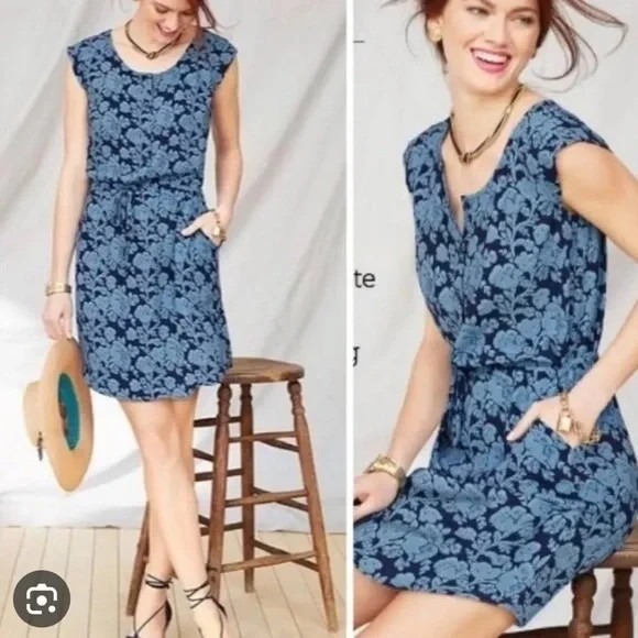 CAbi Dresses & Skirts - CAbi Dress S Blue Floral Java Tie Waist Button Up Short Pockets 5265